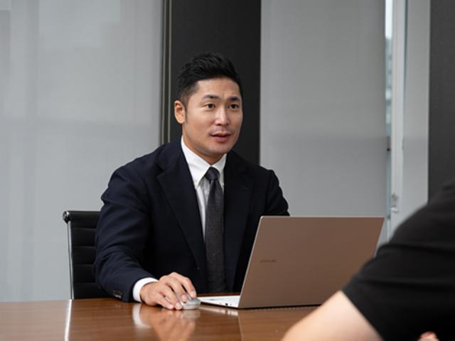 태평양 출신, 조건명 변호사
